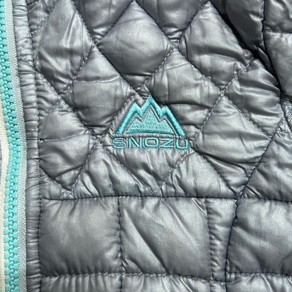 Girl’s Snozu Puffer Jacket‎ size 5 / 6 - Picture 2 of 5